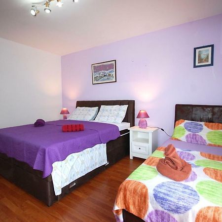 Apartment Mladan By El-Pi Tours Nijvice Zewnętrze zdjęcie