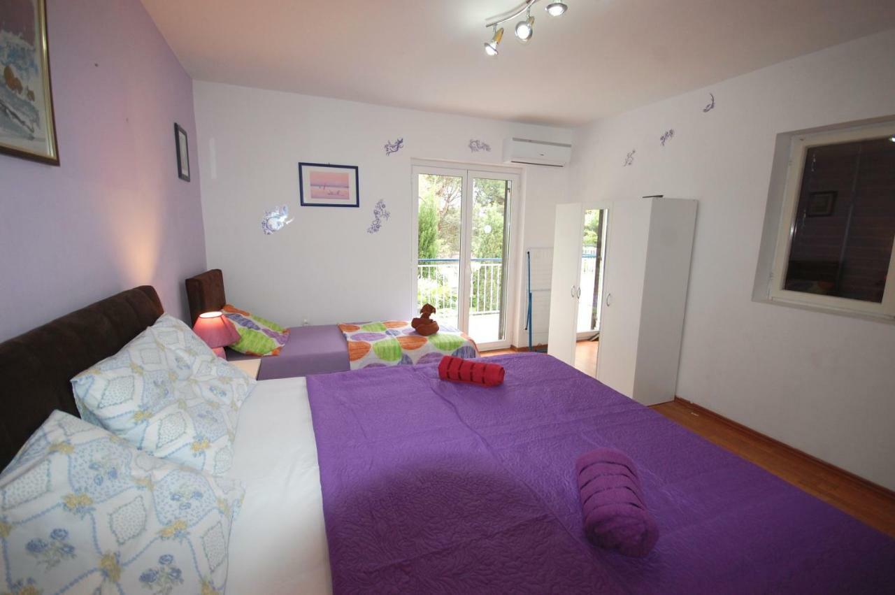 Apartment Mladan By El-Pi Tours Nijvice Zewnętrze zdjęcie